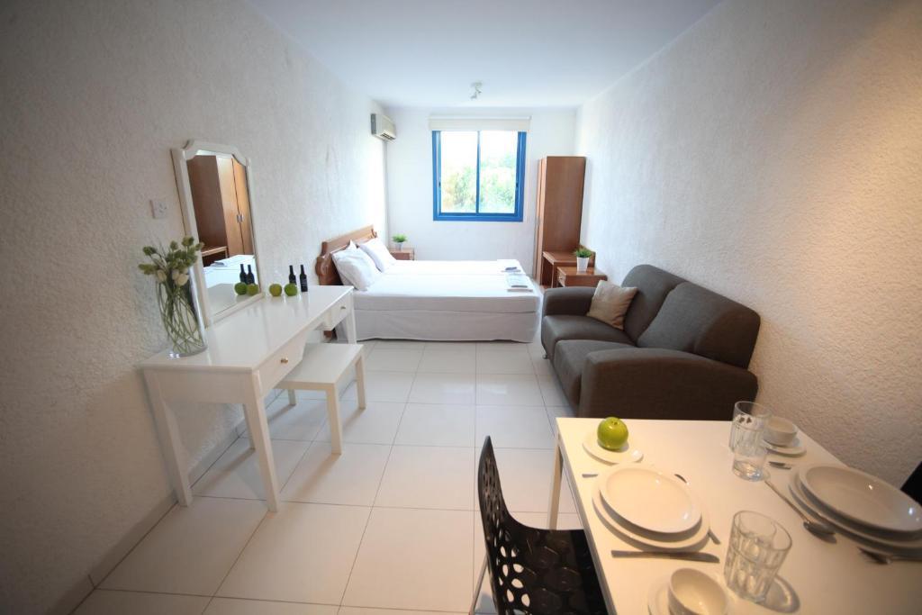 Aphentrika Apartments Protaras Kamer foto